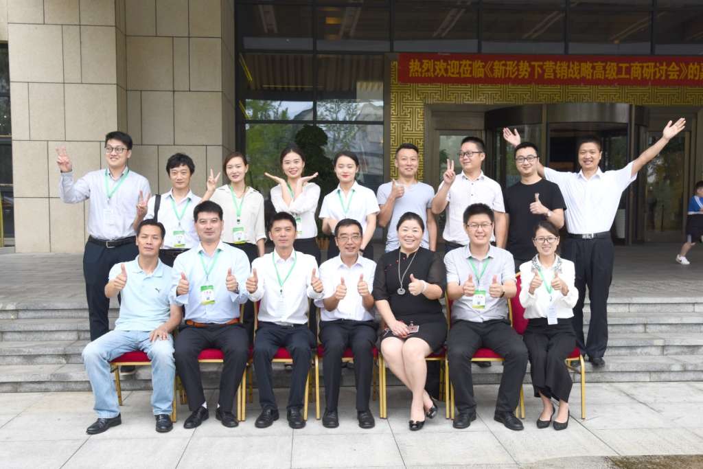 C:\Users\李\Desktop\DSC_4684.JPG